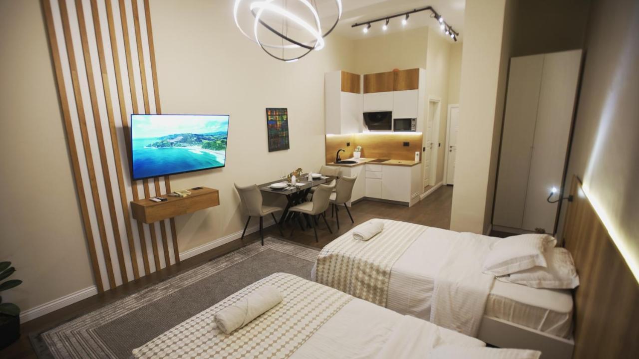 Daily Rent Studio Apartments 티라나 외부 사진